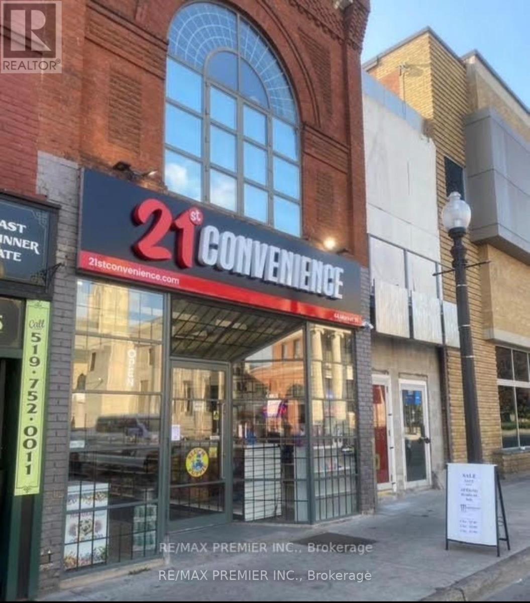 44 MARKET STREET, Brantford, Ontario