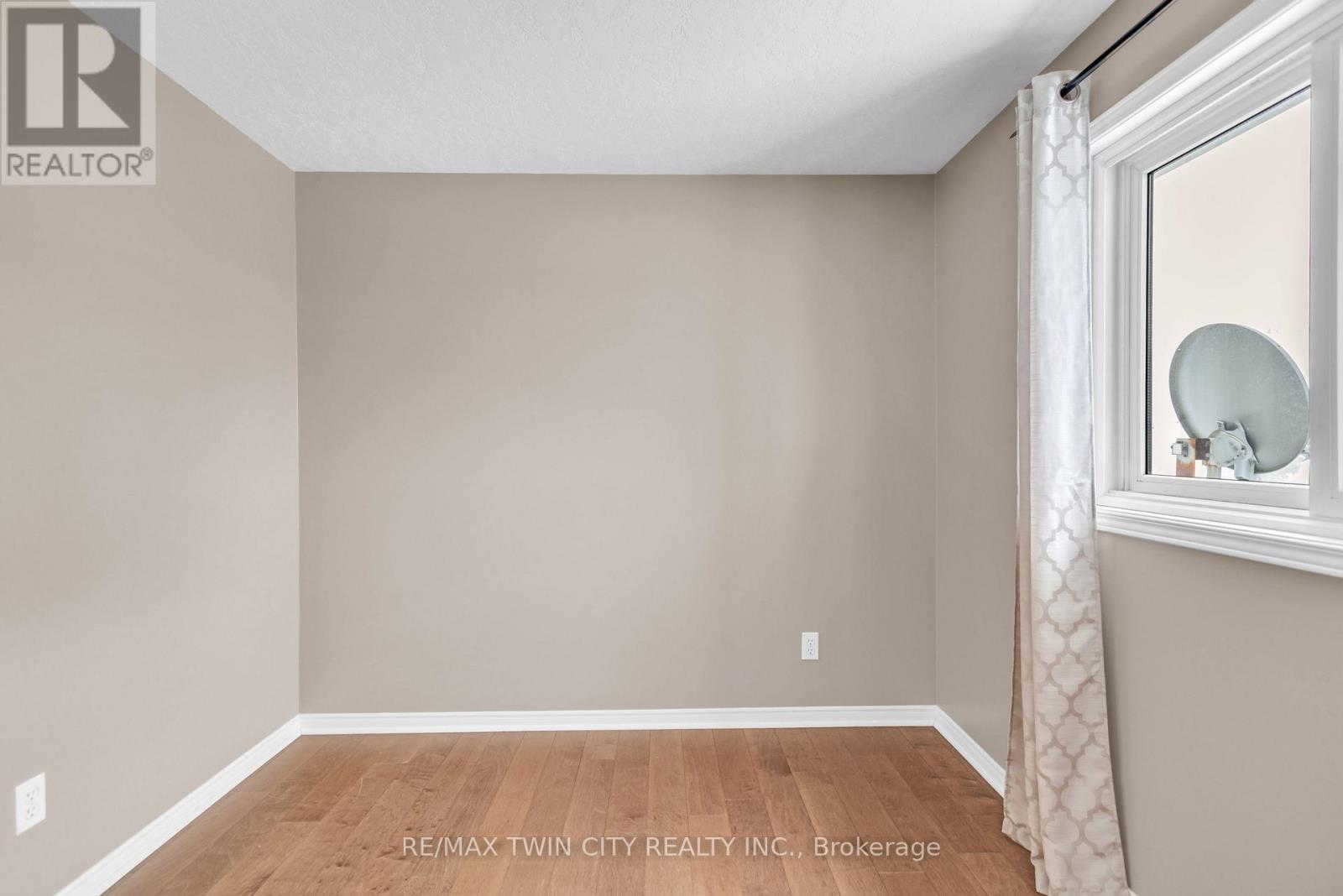 28 Ridgeway Crescent, Kitchener, Ontario  N2E 3M3 - Photo 26 - X12677856