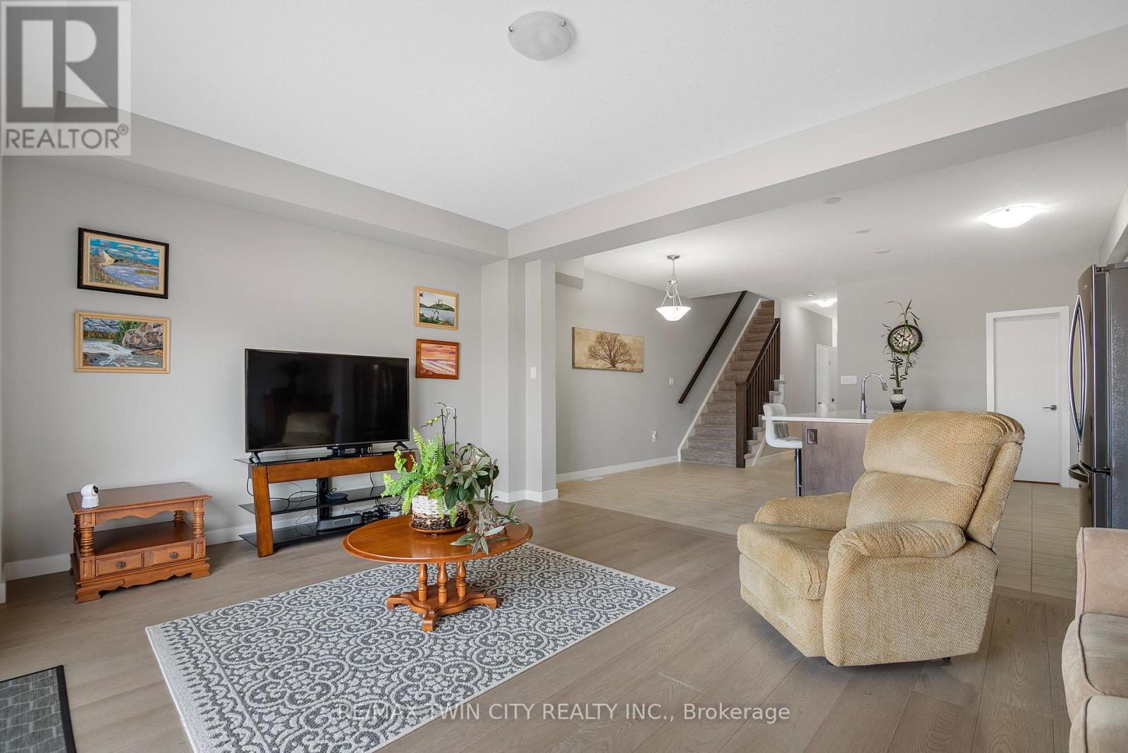 939 Robert Ferrie Drive, Kitchener, Ontario  N2R 1P2 - Photo 20 - X12677930