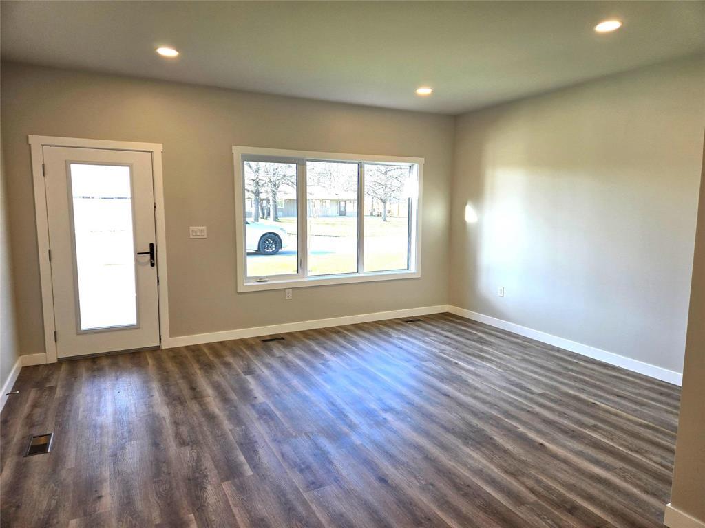 15 96 Main Street, Kleefeld, Manitoba R0A 0V0 - Photo 4 - 202600491