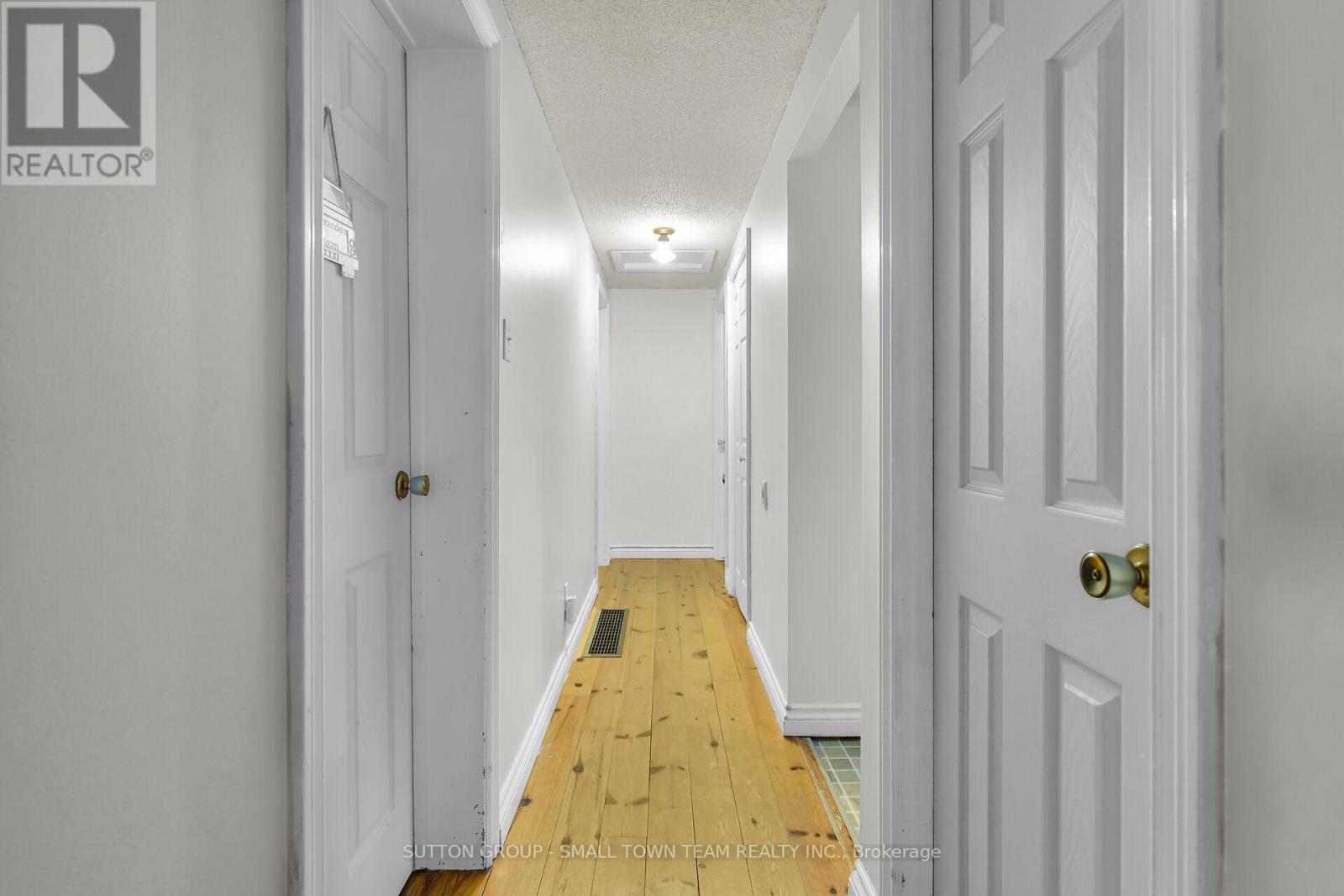 69897 Goshen Line, South Huron, Ontario  N0M 1M0 - Photo 13 - X12678090