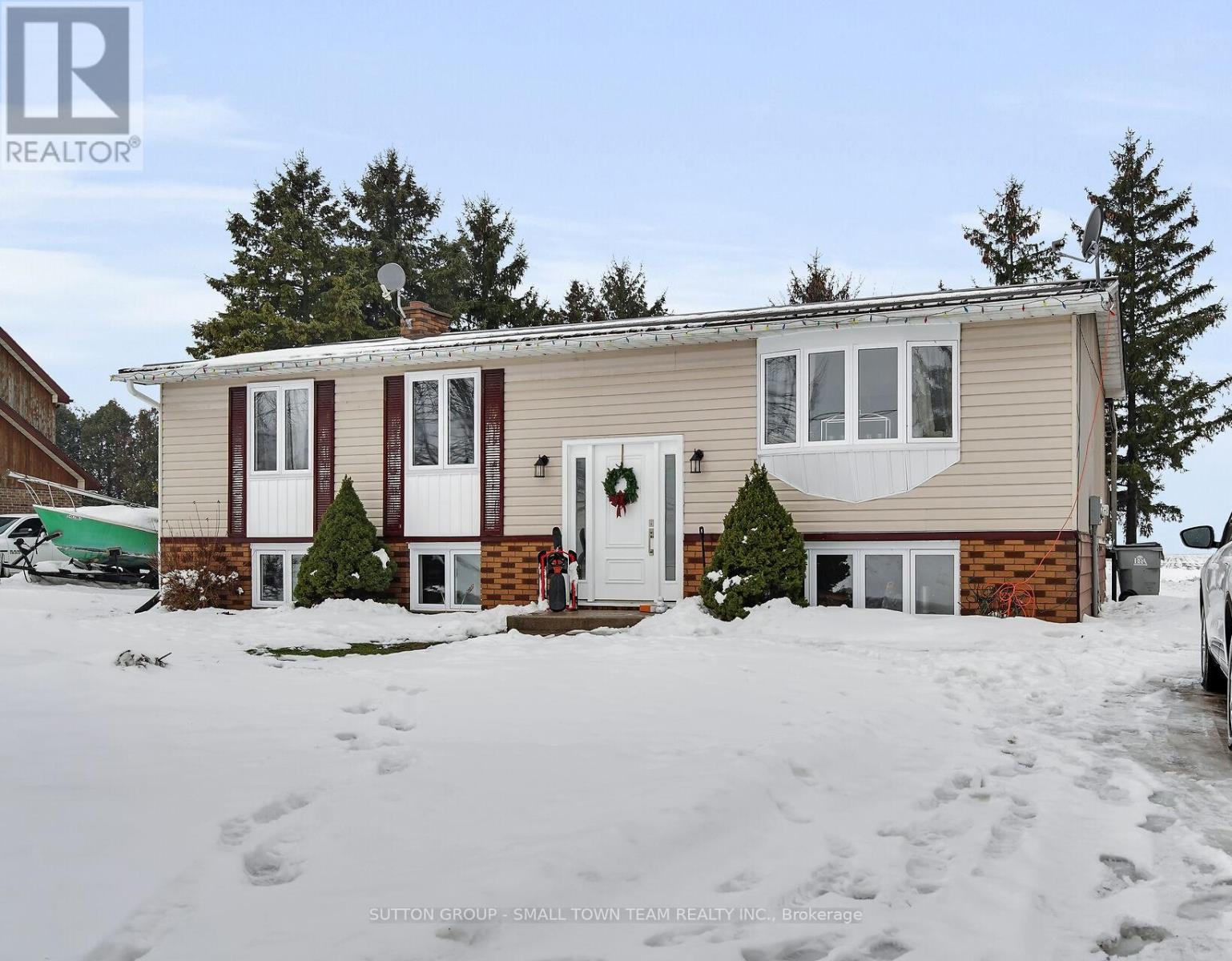 69897 Goshen Line, South Huron, Ontario  N0M 1M0 - Photo 2 - X12678090