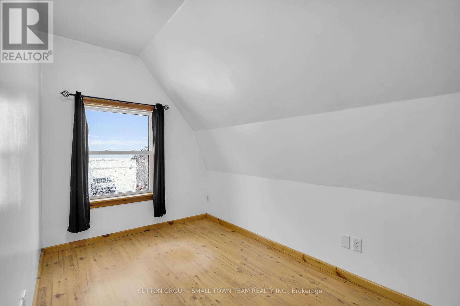 69897 Goshen Line, South Huron, Ontario  N0M 1M0 - Photo 35 - X12678090