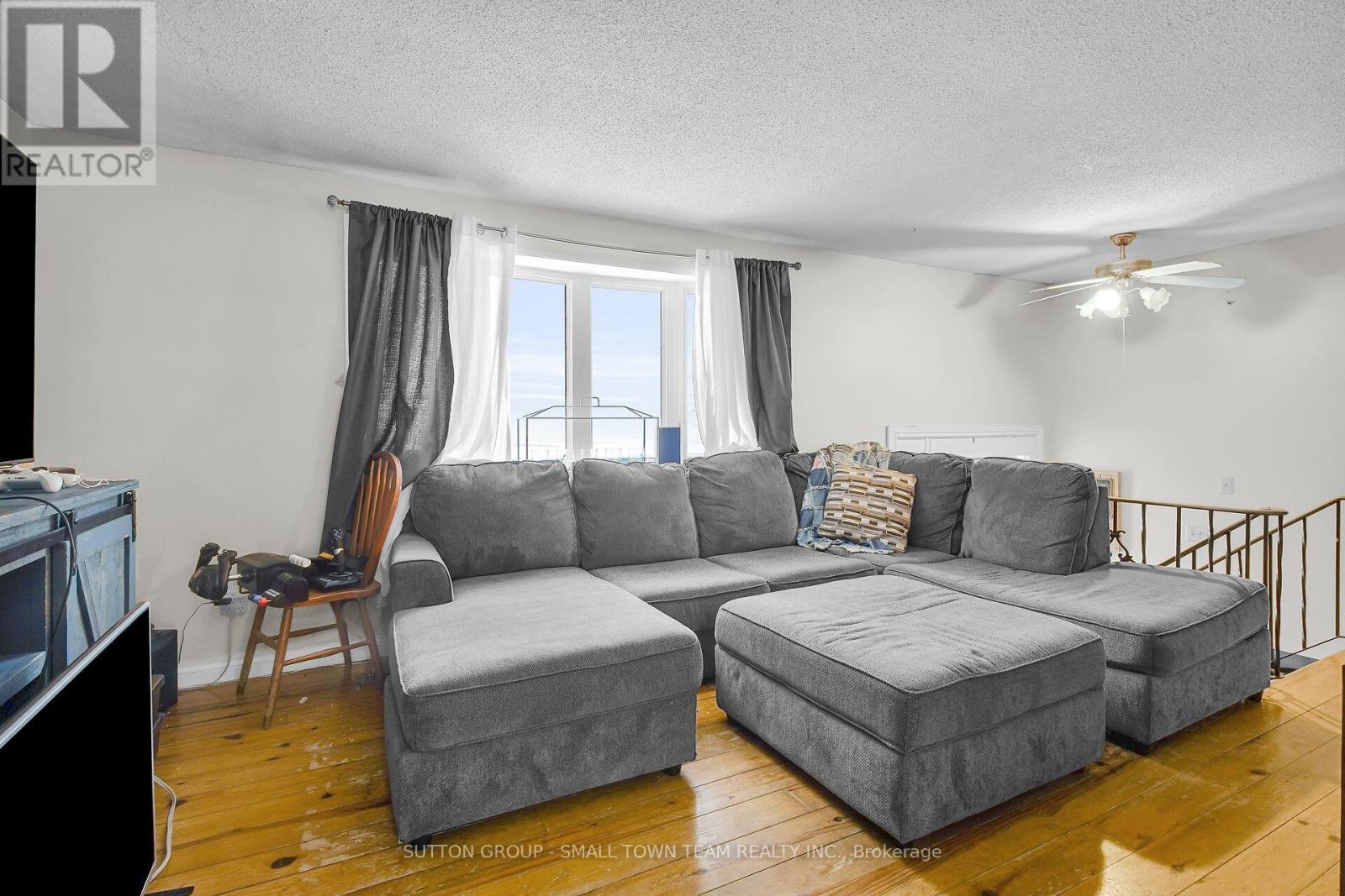 69897 Goshen Line, South Huron, Ontario  N0M 1M0 - Photo 7 - X12678090