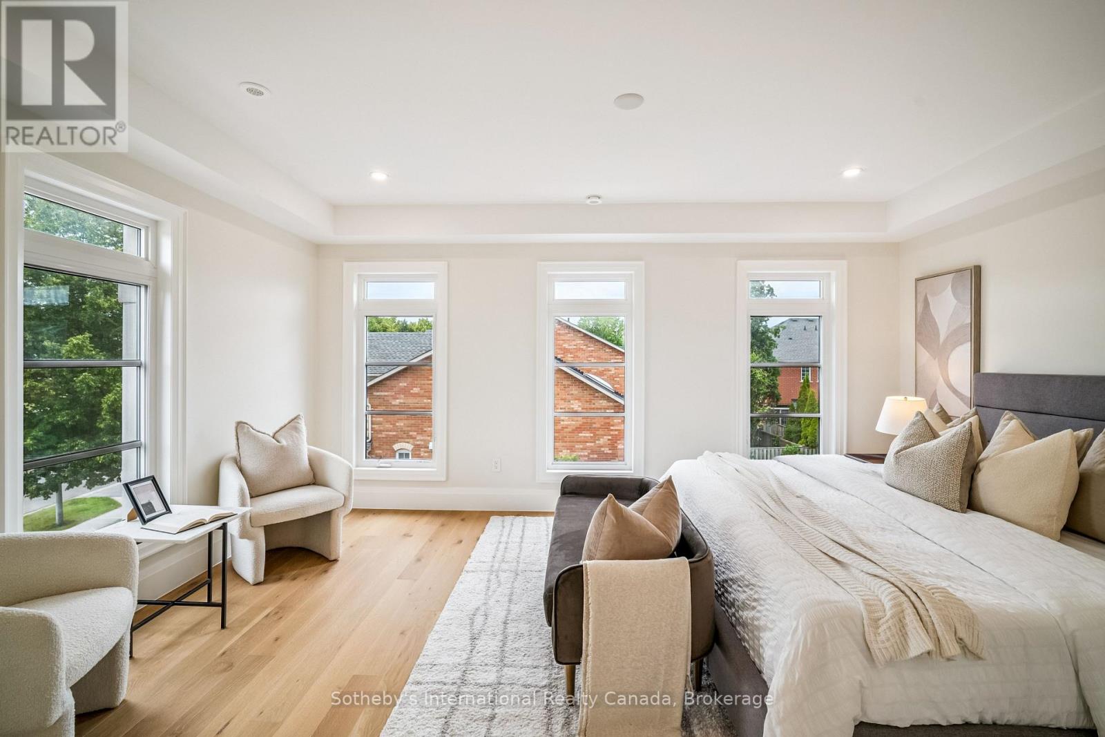 249 Rebecca Street, Oakville, Ontario  L6K 2W4 - Photo 22 - W12678100