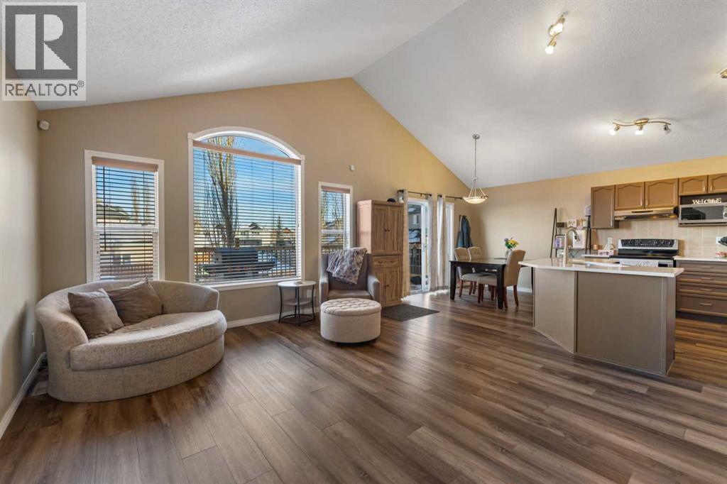 8 Copperfield Manor Se, Calgary, Alberta  T2Z 4R7 - Photo 4 - A2277282