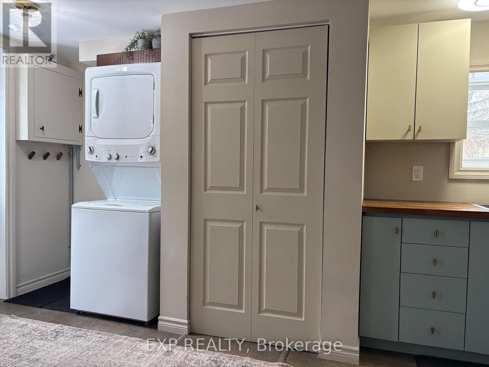 138 Blake Street, Renfrew, Ontario  K7V 2L2 - Photo 3 - X12678180