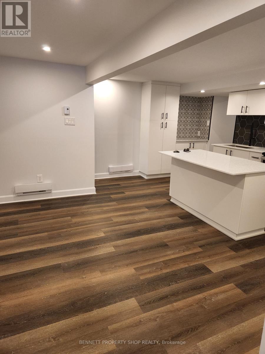 1327 Avenue S Avenue, Ottawa, Ontario  K1G 0C4 - Photo 21 - X12678130