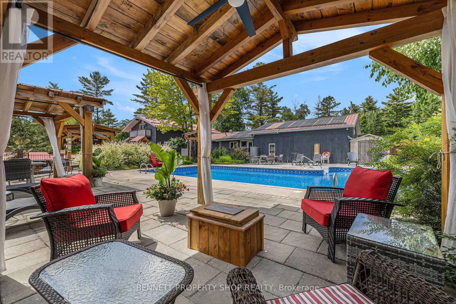 Getaway - 579 Peneshula Road, Lanark Highlands, Ontario  K0A 3L0 - Photo 11 - X12678168