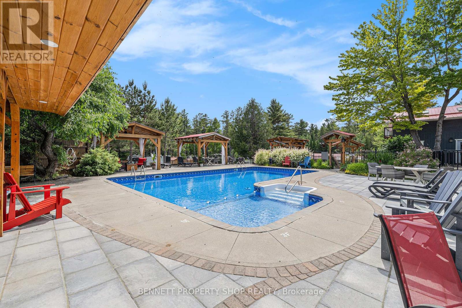 Getaway - 579 Peneshula Road, Lanark Highlands, Ontario  K0A 3L0 - Photo 13 - X12678168