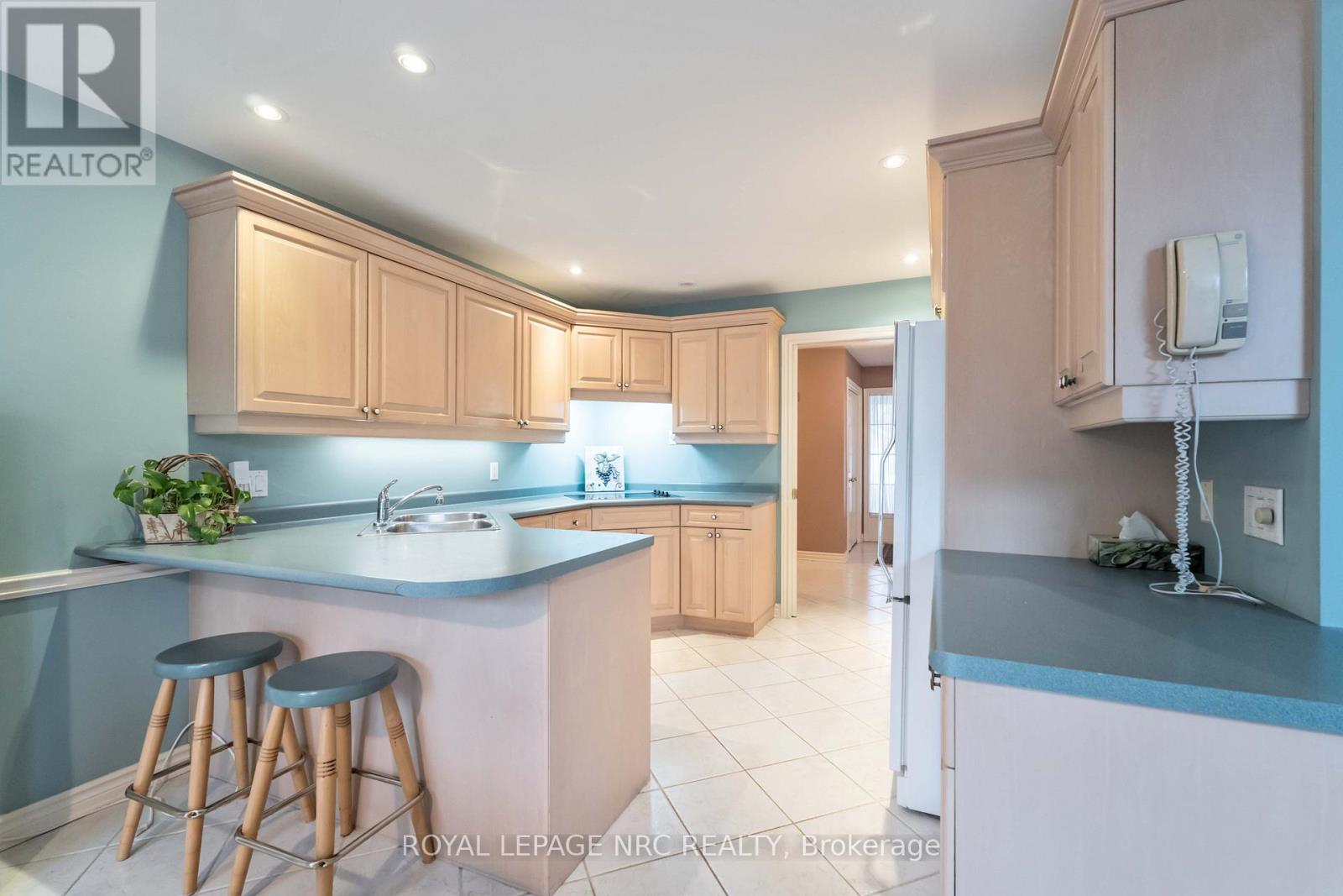 5985 Mountaingate Drive, Niagara Falls, Ontario  L2J 4H9 - Photo 18 - X12678028