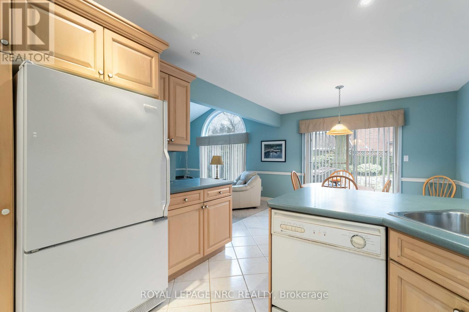 5985 Mountaingate Drive, Niagara Falls, Ontario  L2J 4H9 - Photo 21 - X12678028