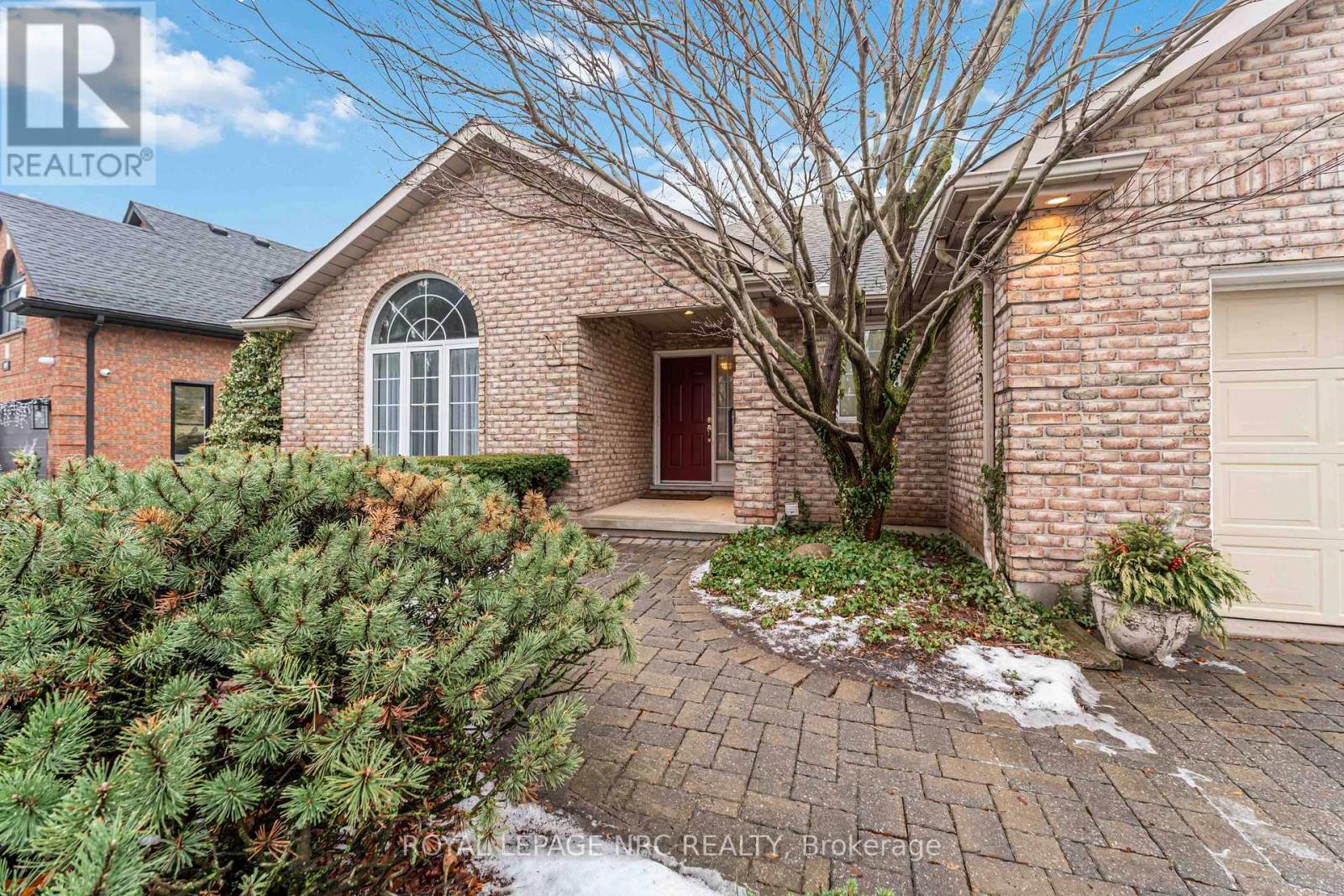 5985 Mountaingate Drive, Niagara Falls, Ontario  L2J 4H9 - Photo 3 - X12678028