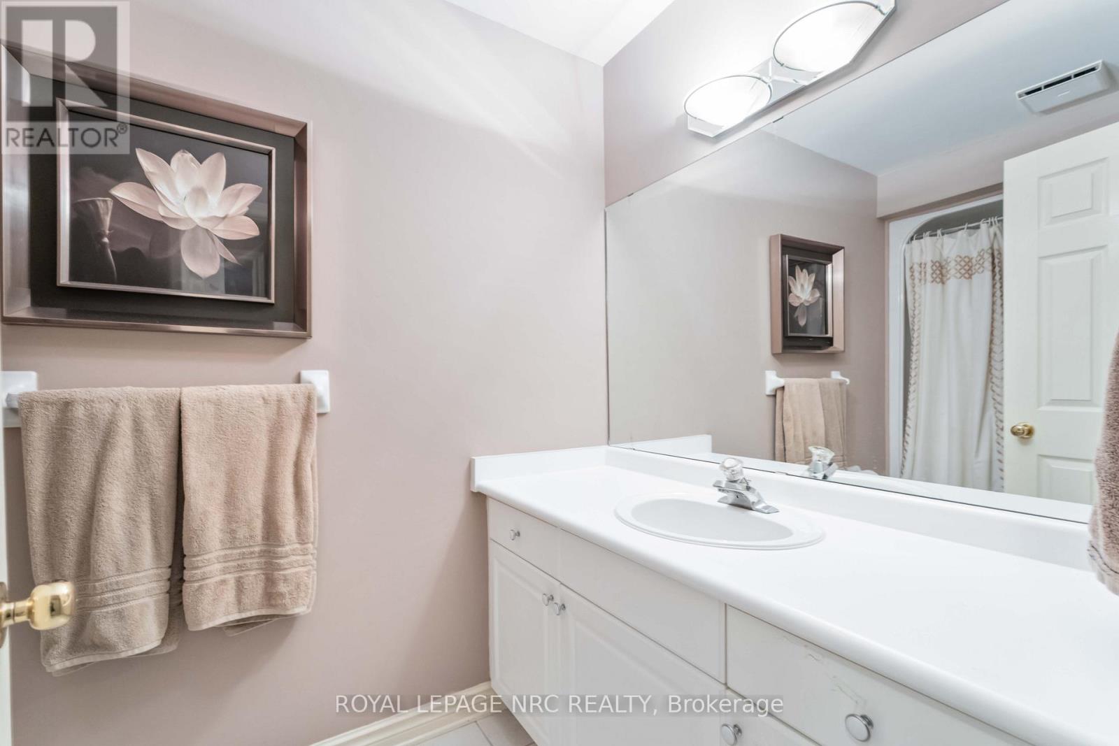 5985 Mountaingate Drive, Niagara Falls, Ontario  L2J 4H9 - Photo 30 - X12678028