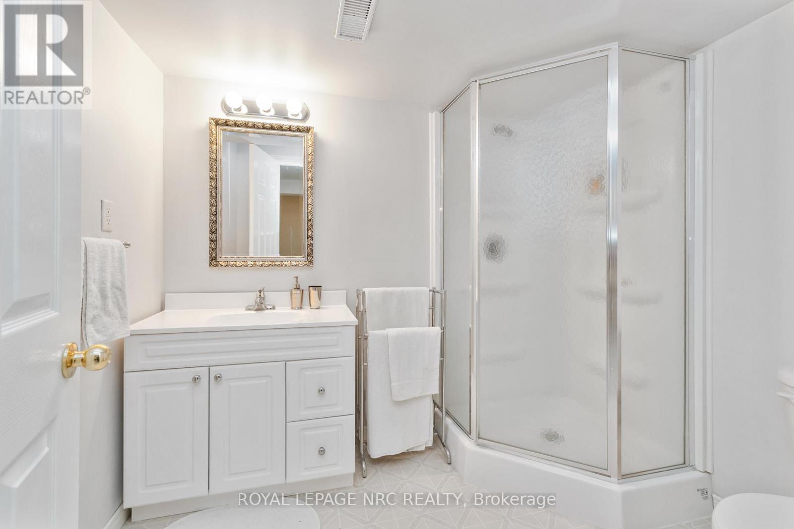 5985 Mountaingate Drive, Niagara Falls, Ontario  L2J 4H9 - Photo 40 - X12678028