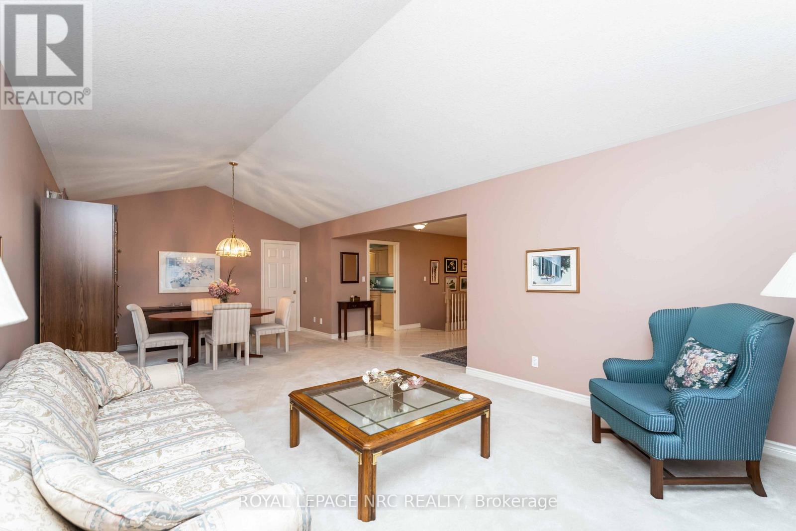 5985 Mountaingate Drive, Niagara Falls, Ontario  L2J 4H9 - Photo 8 - X12678028