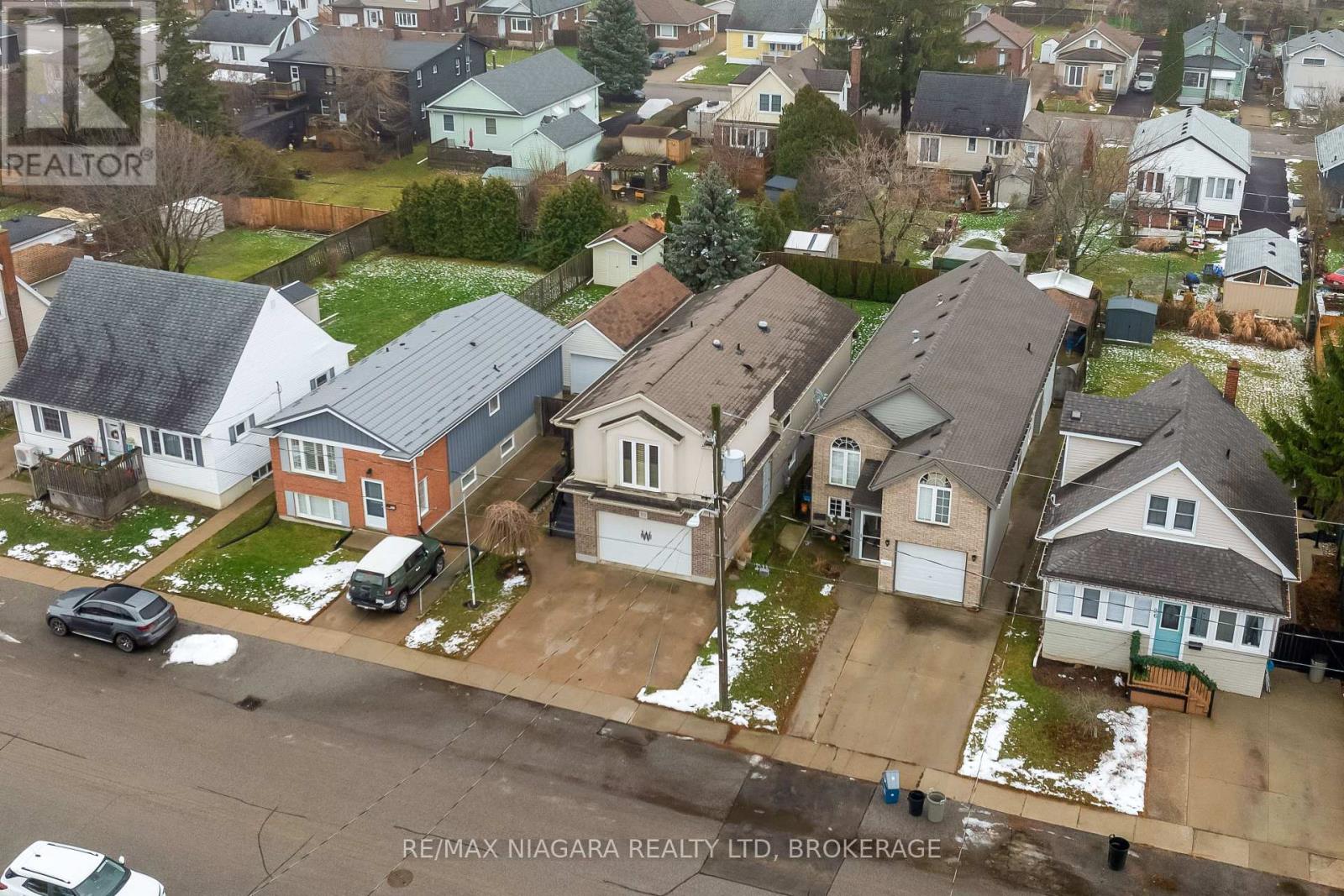 30 Ball Avenue E, St. Catharines, Ontario  L2T 1B5 - Photo 40 - X12678086