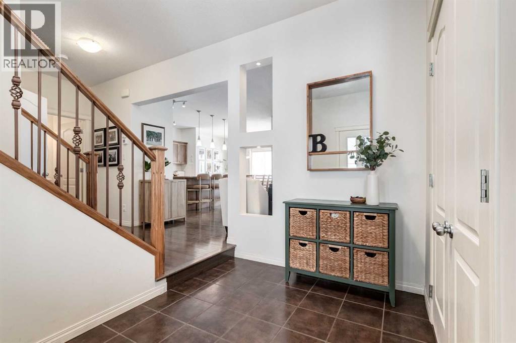 2045 Sagewood Point Sw, Airdrie, Alberta  T4B 3P1 - Photo 5 - A2276927