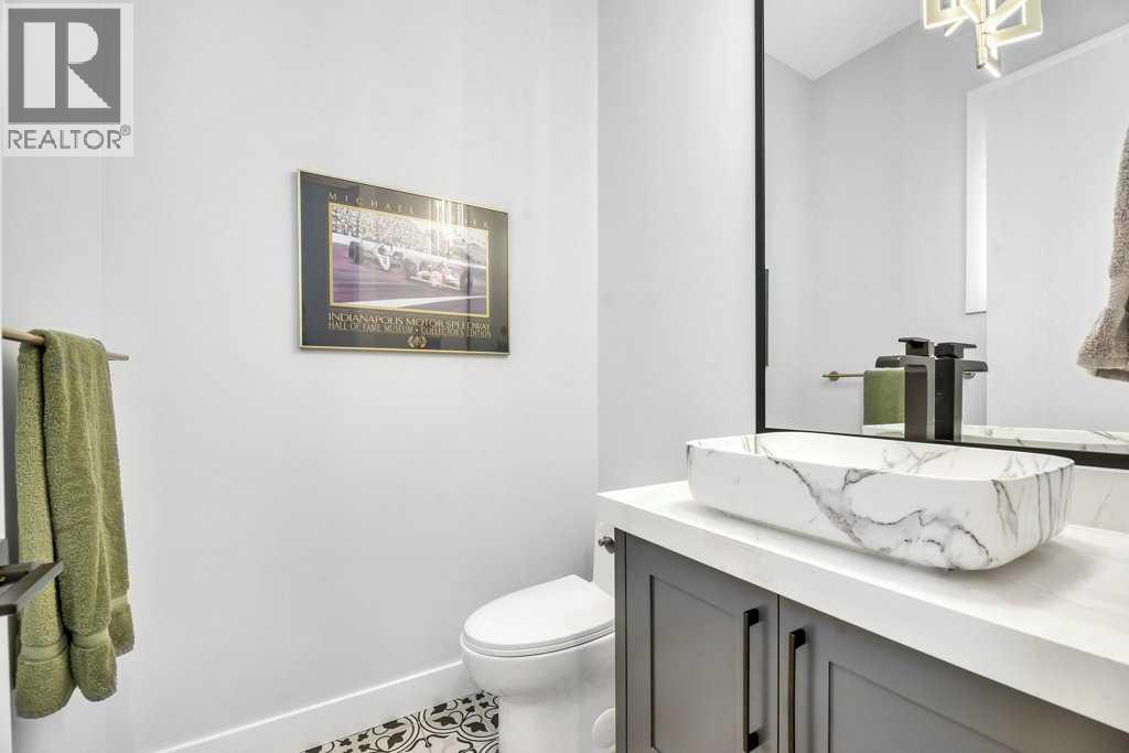 2427 27 Street Sw, Calgary, Alberta  T3E 2G2 - Photo 17 - A2277529