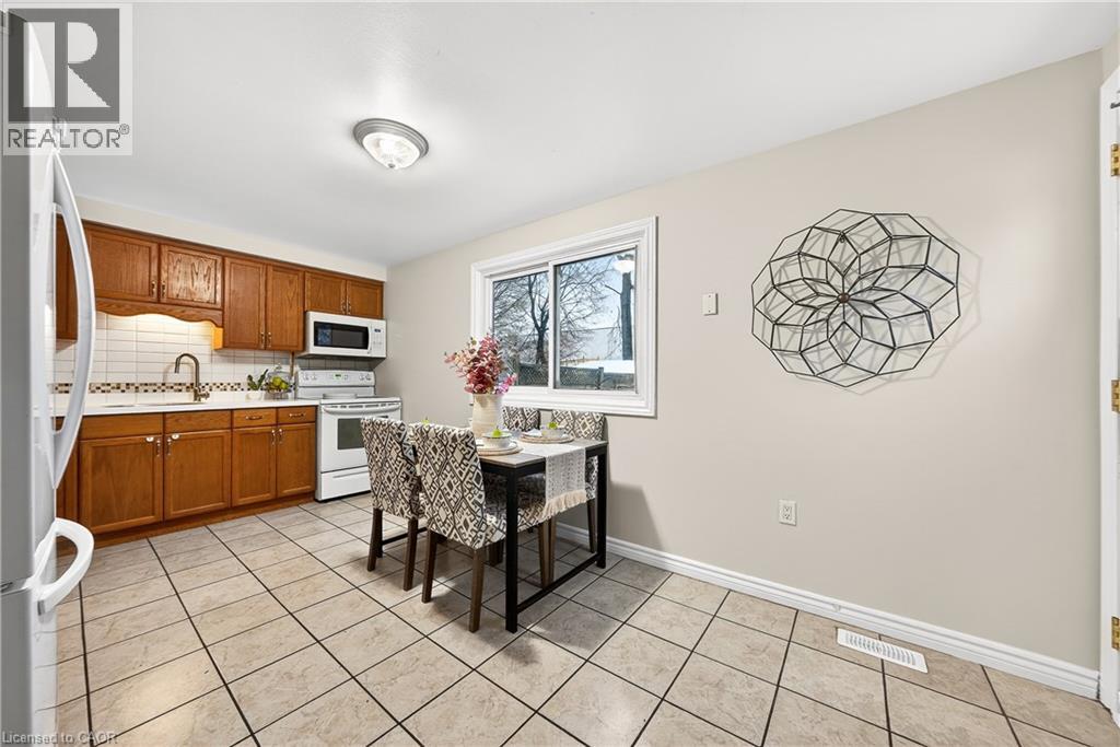 49 Ferguson Avenue, Cambridge, Ontario  N1R 6E9 - Photo 14 - 40797233