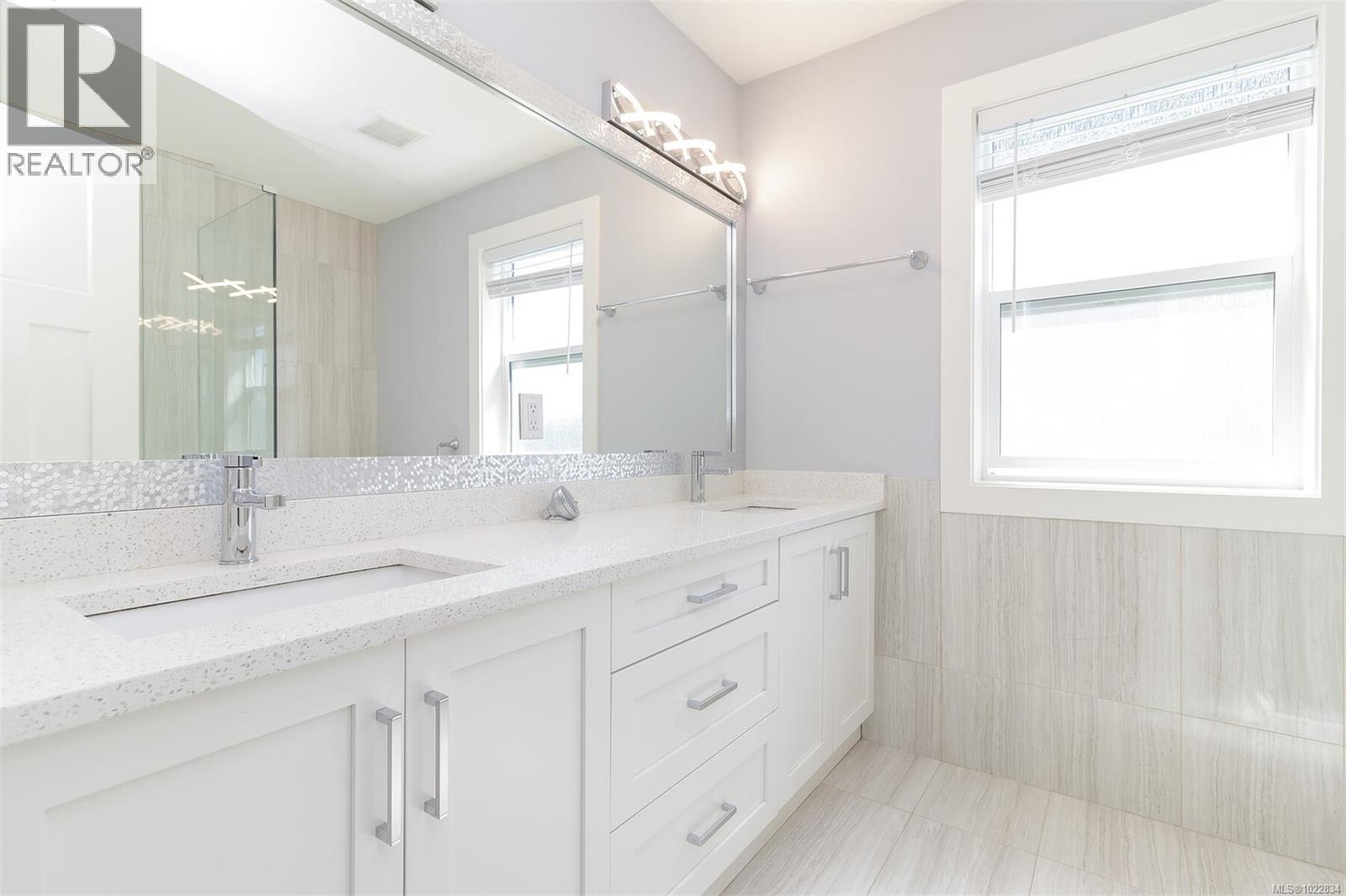 930 Peace Keeping Cres, Langford, British Columbia V9C 2P4 - Photo 6 - 1022834