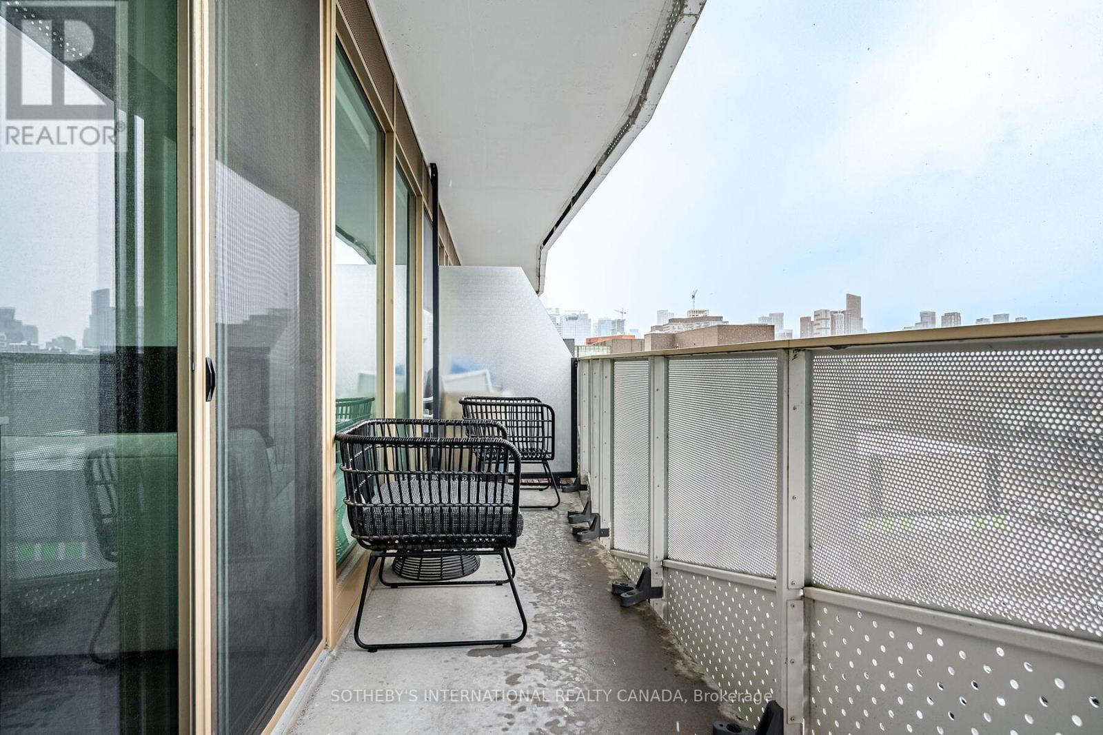 1018 - 60 Tannery Road, Toronto, Ontario  M5A 0S8 - Photo 24 - C12678072