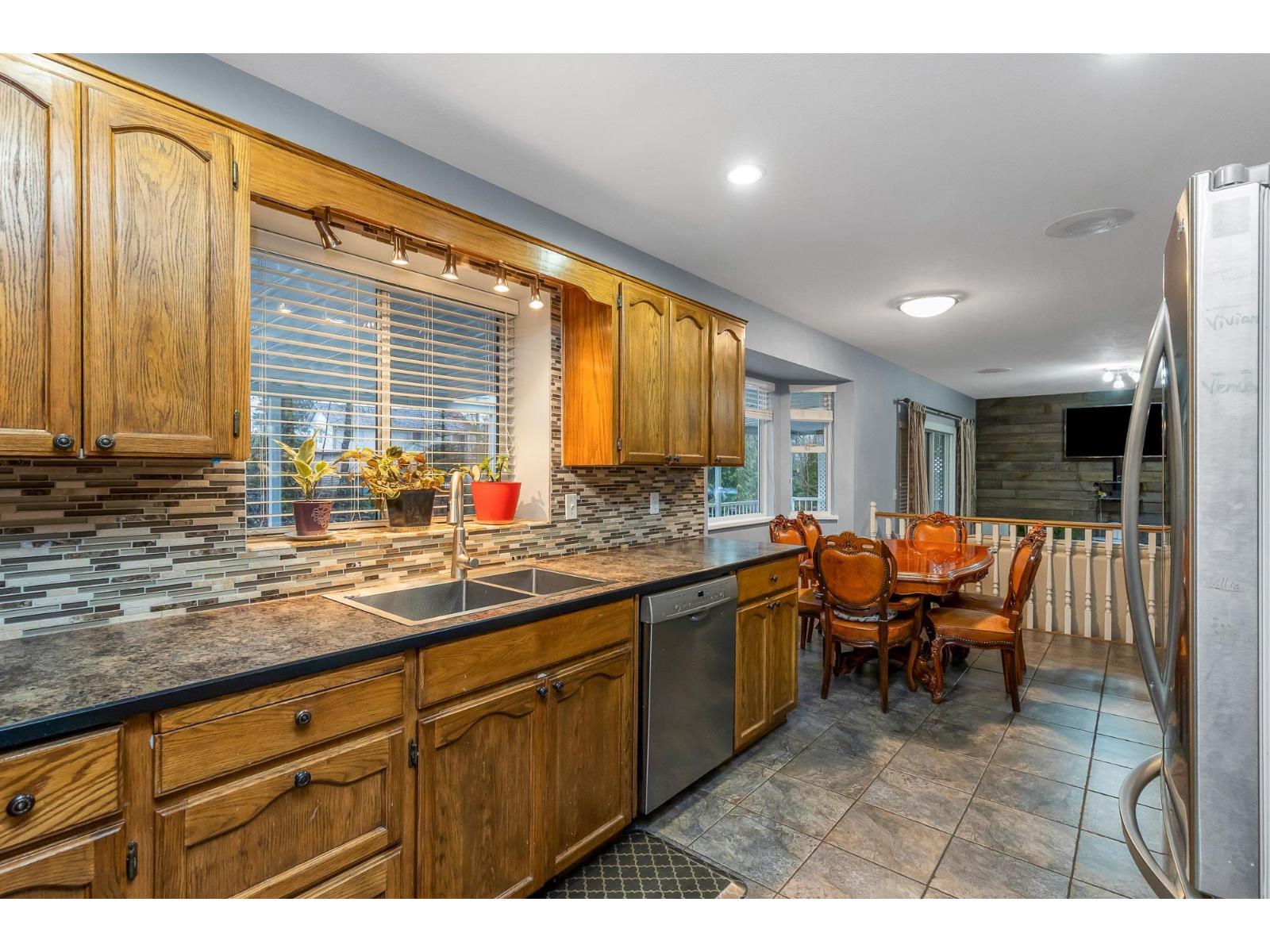 2989 Creekside Drive, Abbotsford, British Columbia  V2T 5K3 - Photo 13 - R3077563