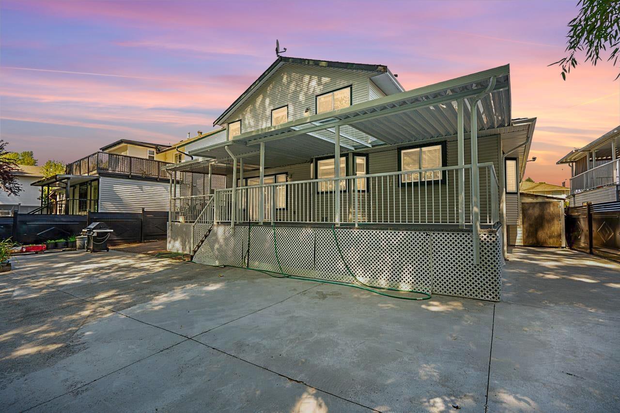 2989 Creekside Drive, Abbotsford, British Columbia  V2T 5K3 - Photo 3 - R3077563