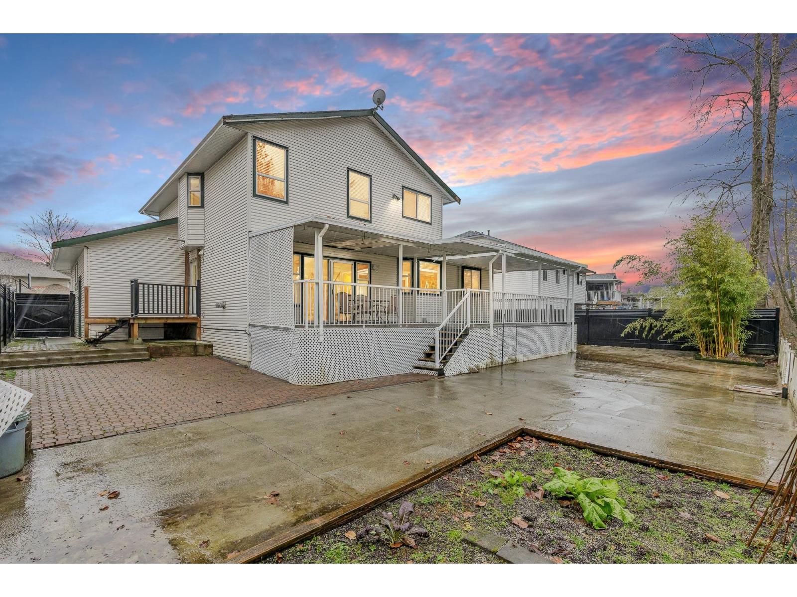 2989 Creekside Drive, Abbotsford, British Columbia  V2T 5K3 - Photo 4 - R3077563