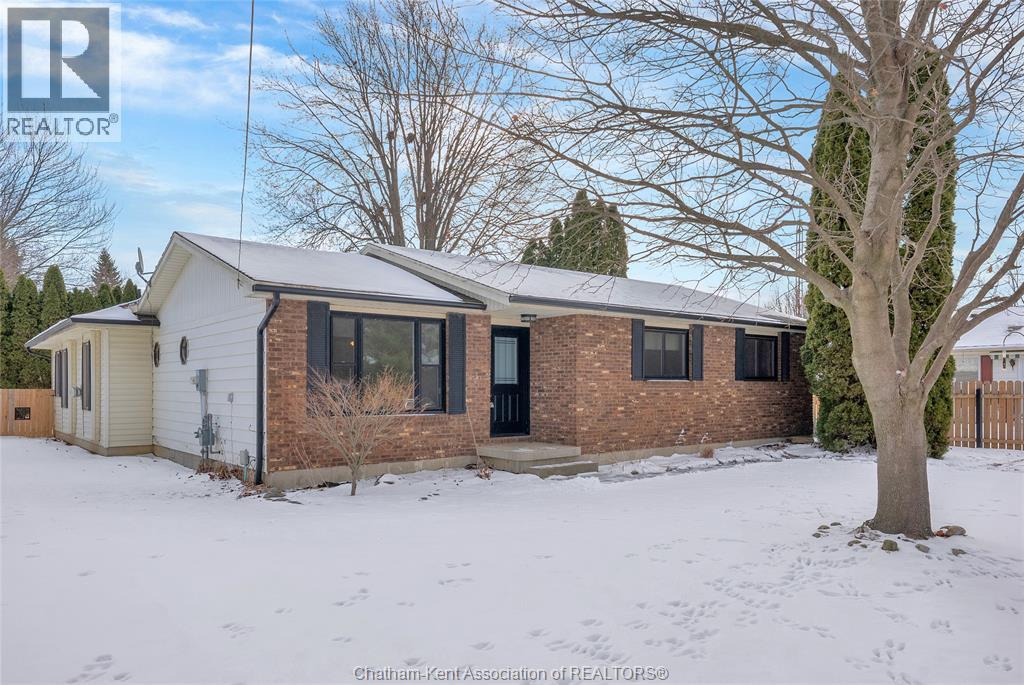 MLS# 26000120: 234 Wellington STREET, Blenheim, Canada