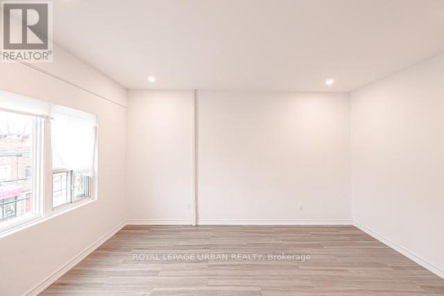 3 - 991 Queen Street E, Toronto, Ontario  M4M 1K2 - Photo 11 - E12678050