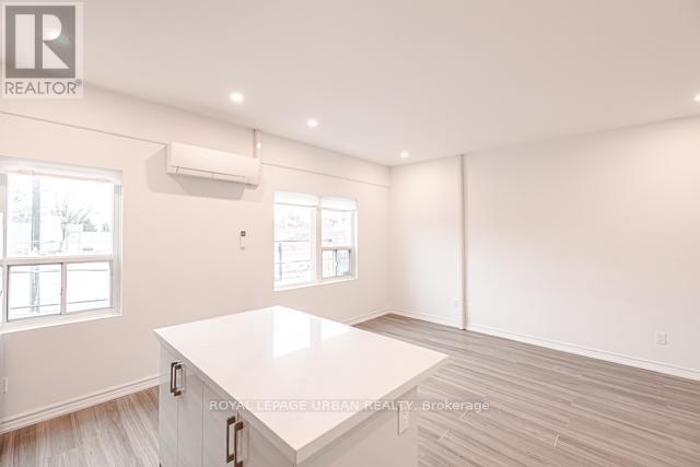 3 - 991 Queen Street E, Toronto, Ontario  M4M 1K2 - Photo 9 - E12678050