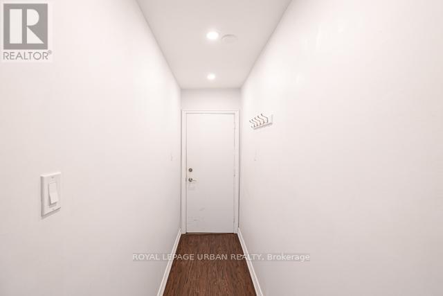 2 - 991 Queen Street E, Toronto, Ontario  M4M 1K2 - Photo 10 - E12678058