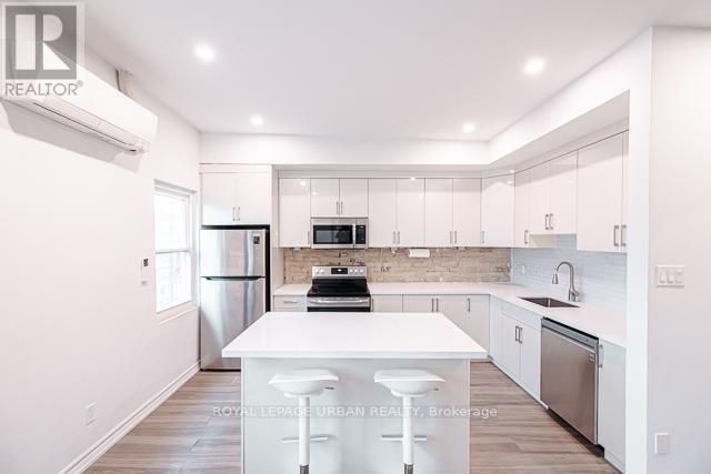 3 - 989 Queen Street E, Toronto, Ontario  M4M 1K2 - Photo 1 - E12678064