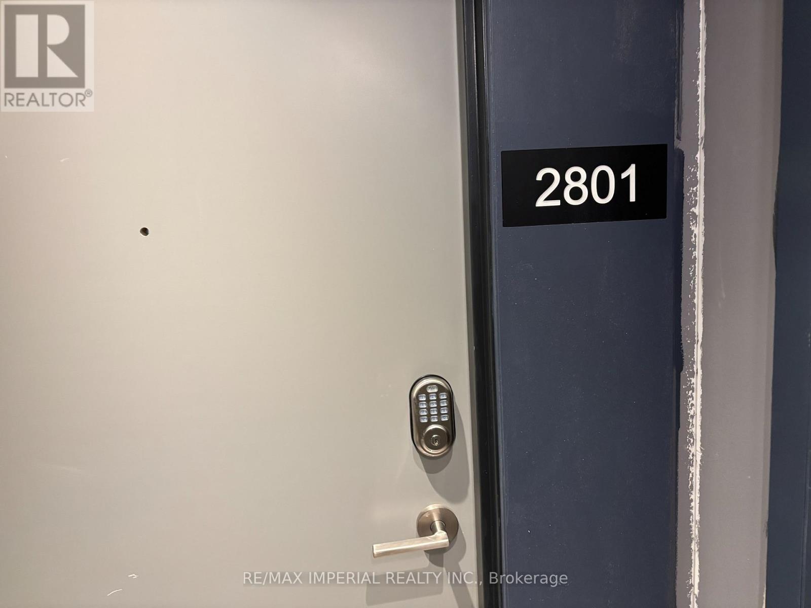 2801 - 30 Upper Mall Way, Vaughan, Ontario  L4J 0L7 - Photo 2 - N12678124