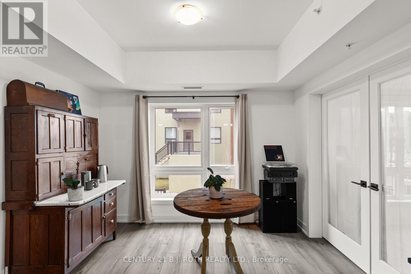 117 - 4 Spice Way, Barrie (Innis-Shore), Ontario  L9J 0M2 - Photo 11 - S12678154