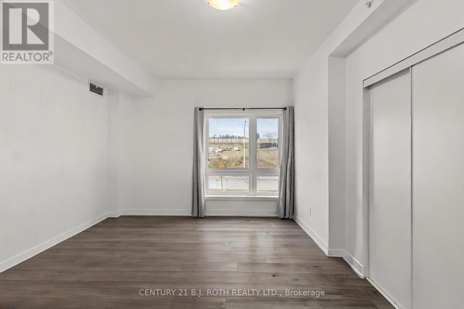 117 - 4 Spice Way, Barrie (Innis-Shore), Ontario  L9J 0M2 - Photo 18 - S12678154