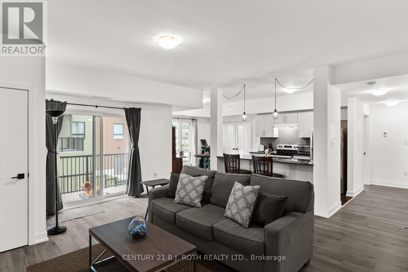 117 - 4 Spice Way, Barrie (Innis-Shore), Ontario  L9J 0M2 - Photo 7 - S12678154