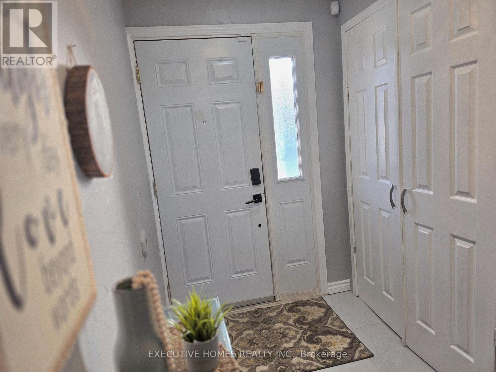 #60 - 61 Collins Crescent, Brampton, Ontario  L6V 3N1 - Photo 7 - W12672920