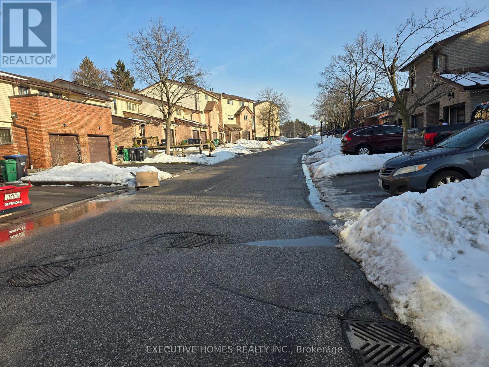 #60 - 61 Collins Crescent, Brampton, Ontario  L6V 3N1 - Photo 4 - W12672920