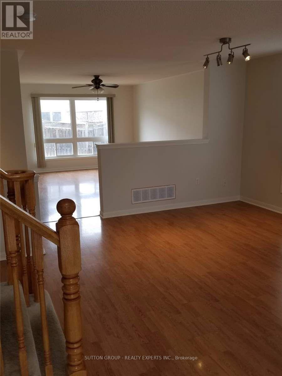 69 Botavia Downs Drive, Brampton, Ontario  L7A 3N8 - Photo 4 - W12677980