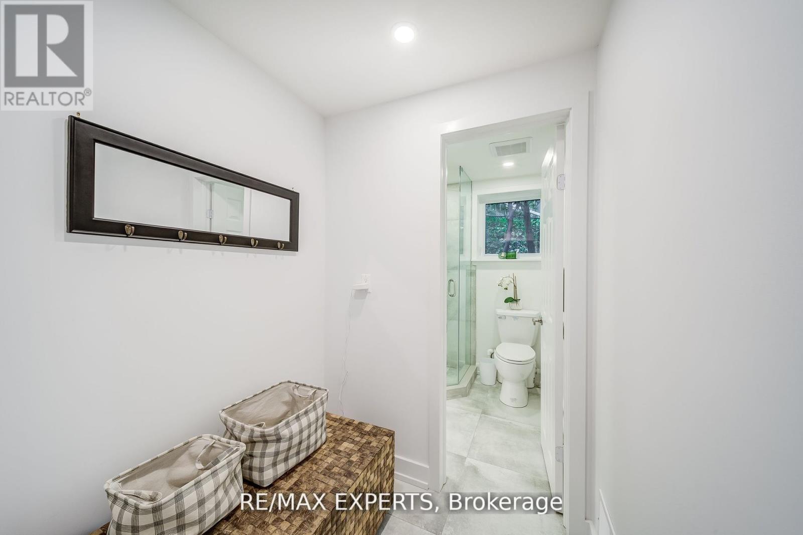 1135 Greenoaks Drive, Mississauga, Ontario  L5J 3A1 - Photo 24 - W12677994