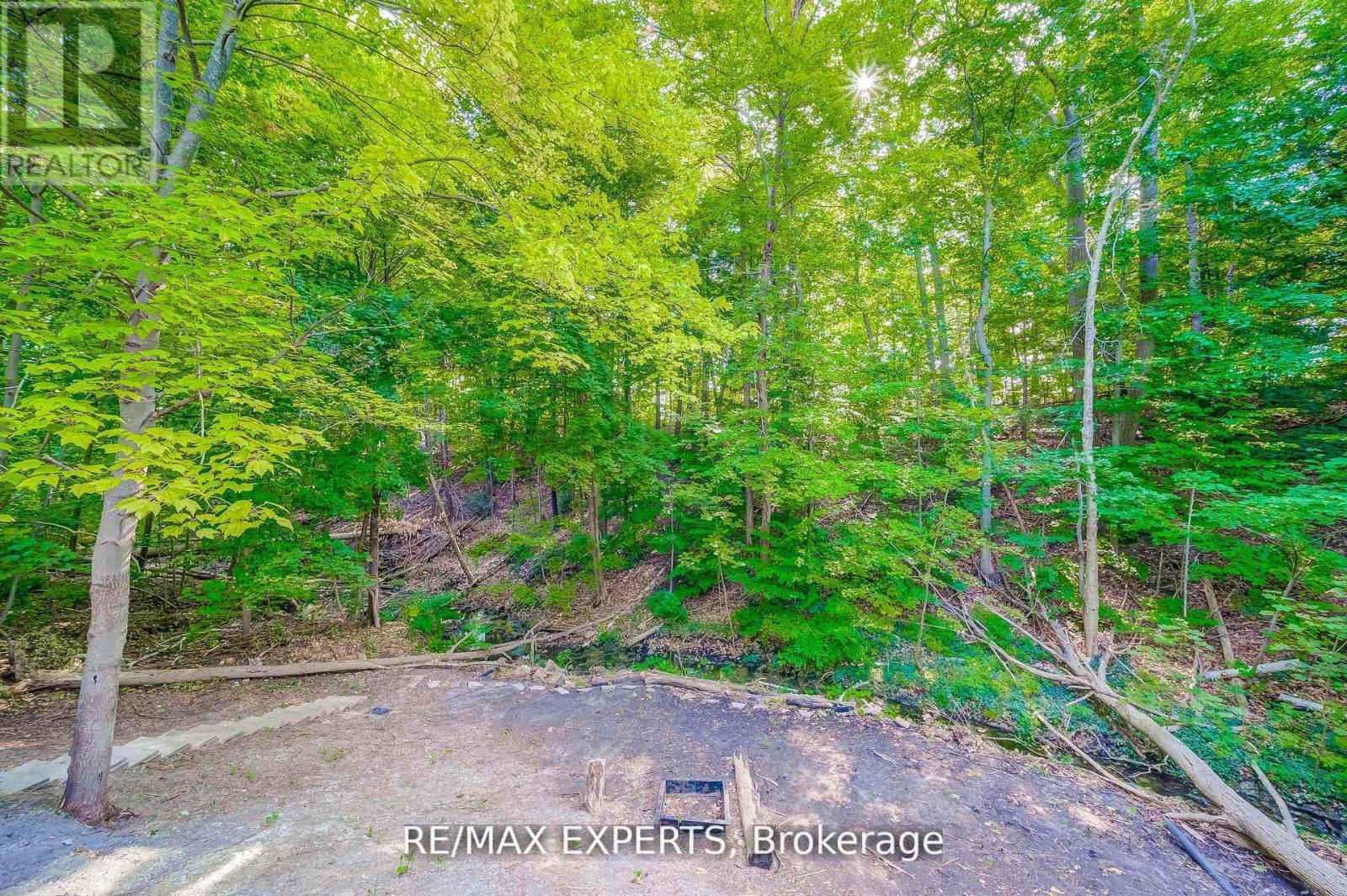 1135 Greenoaks Drive, Mississauga, Ontario  L5J 3A1 - Photo 39 - W12677994