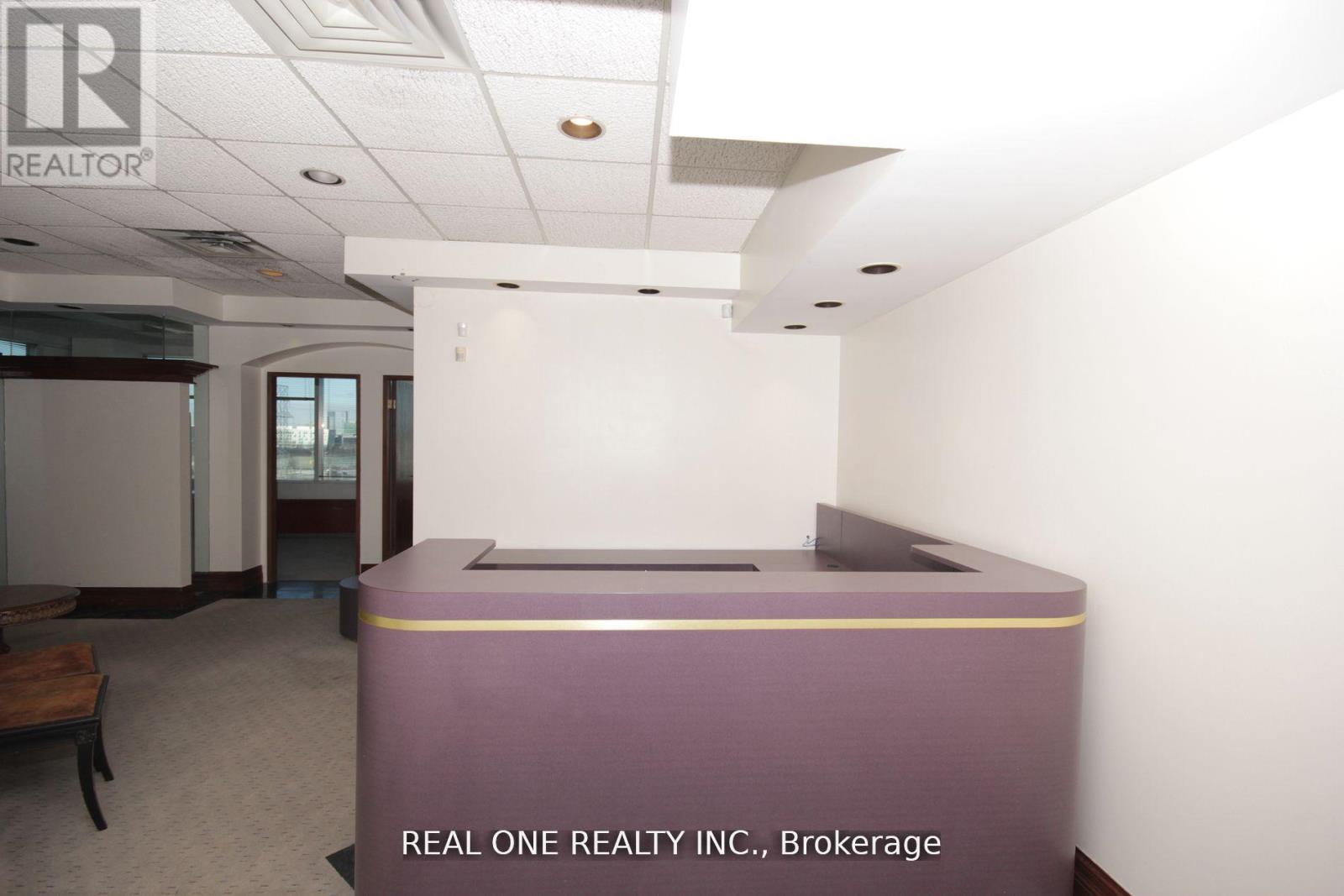 601 - 1280 Finch Avenue W, Toronto, Ontario  M3J 3K6 - Photo 3 - W12677996