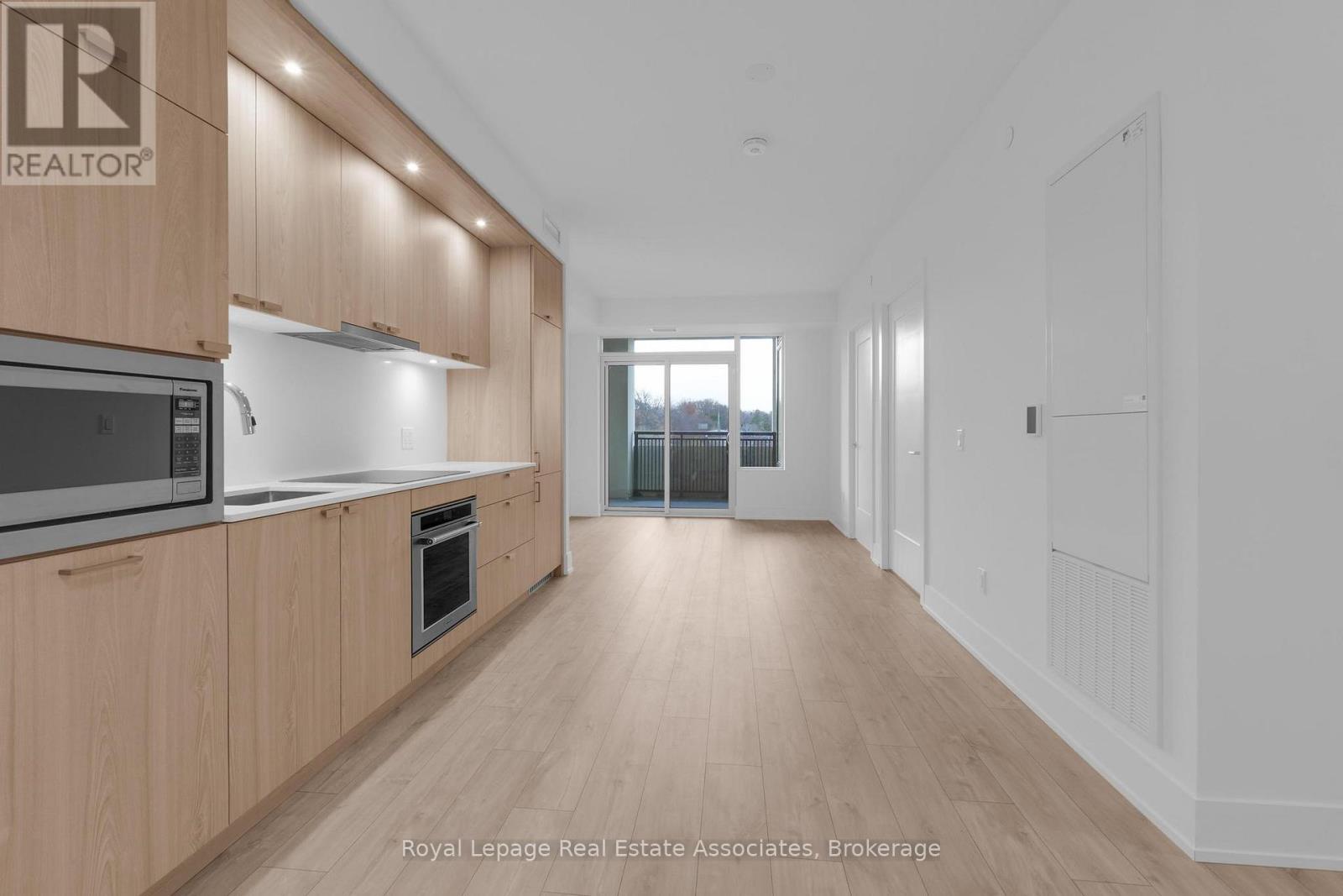 611 - 259 THE KINGSWAY, Toronto, Ontario