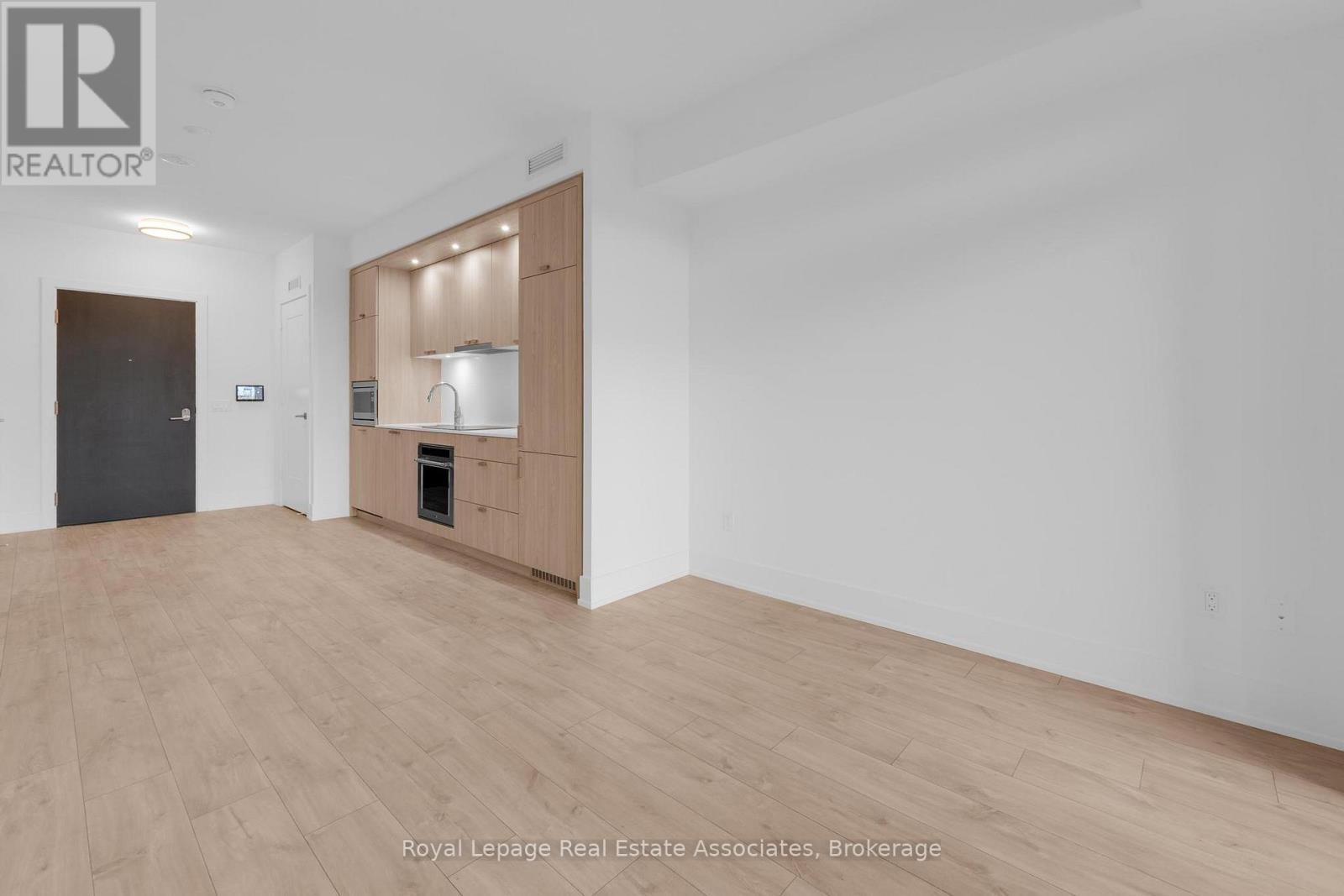 611 - 259 The Kingsway, Toronto, Ontario  M9A 0G2 - Photo 8 - W12678002