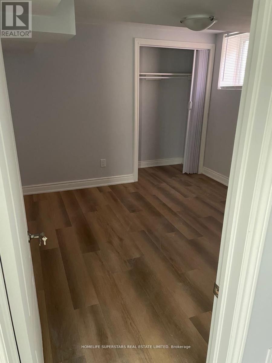 Walk Out Basement - 274 Oxbow Crescent, Mississauga, Ontario  L4Z 2S3 - Photo 14 - W12678006