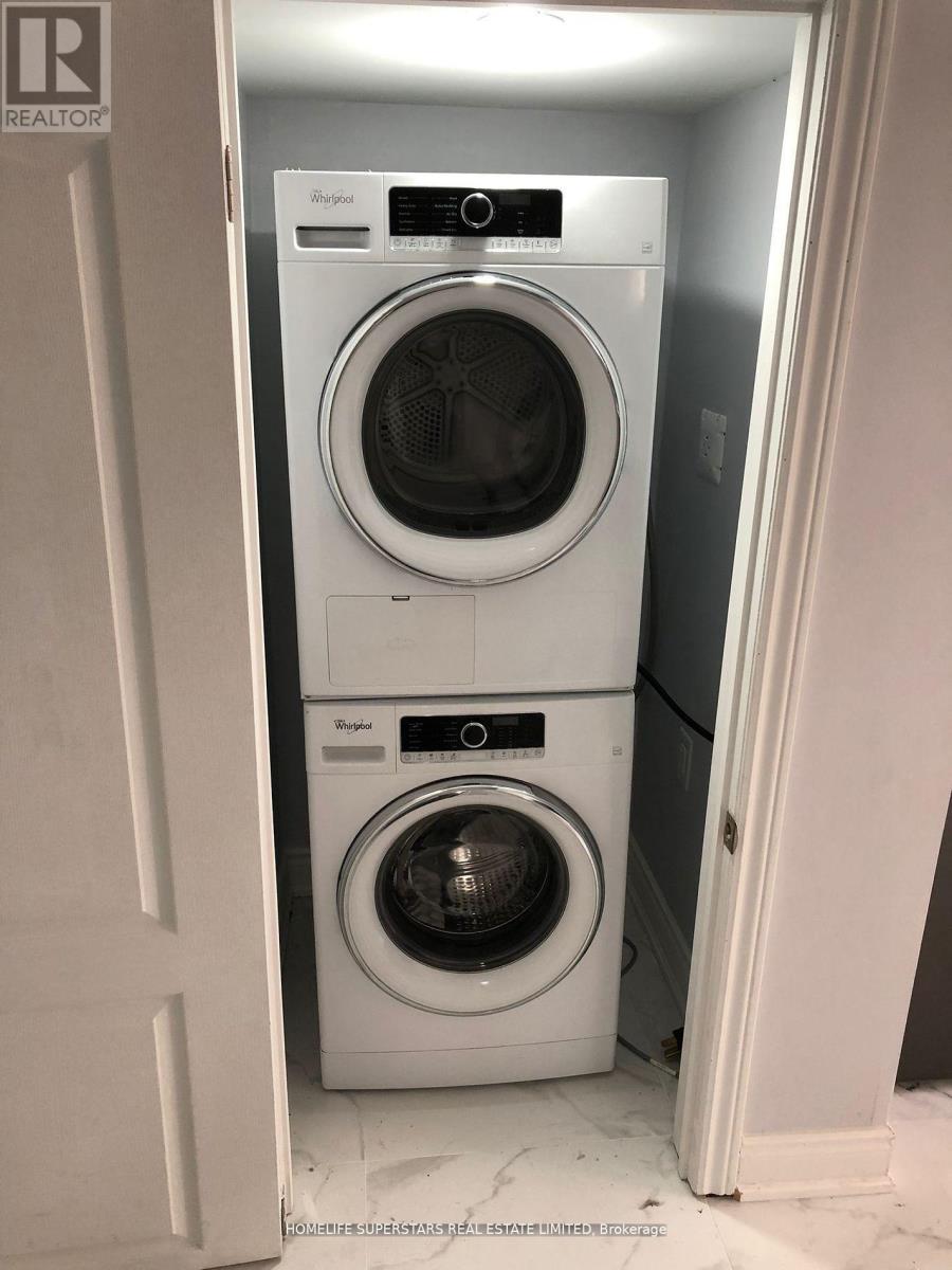 Walk Out Basement - 274 Oxbow Crescent, Mississauga, Ontario  L4Z 2S3 - Photo 15 - W12678006