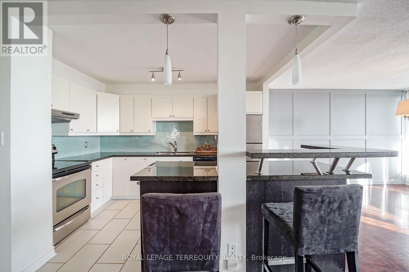 1002 - 14 Neilson Drive, Toronto, Ontario  M9C 1V6 - Photo 15 - W12678060