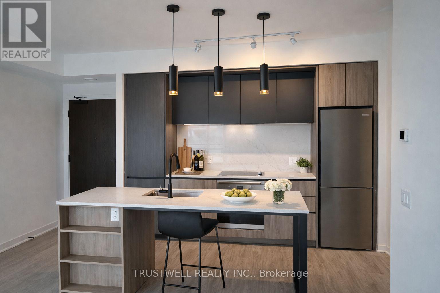 2108 - 2495 Eglinton Avenue W, Mississauga (Central Erin Mills), Ontario  L5M 2V8 - Photo 4 - W12678080